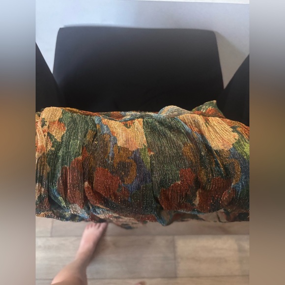 Floral Multicolor Metallic Pants - Picture 4 of 8